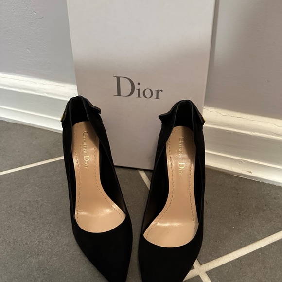 Never Worn Christian Dior Suede D-Butterfly Suede Pumps 39 Black - Picture 7 of 8
